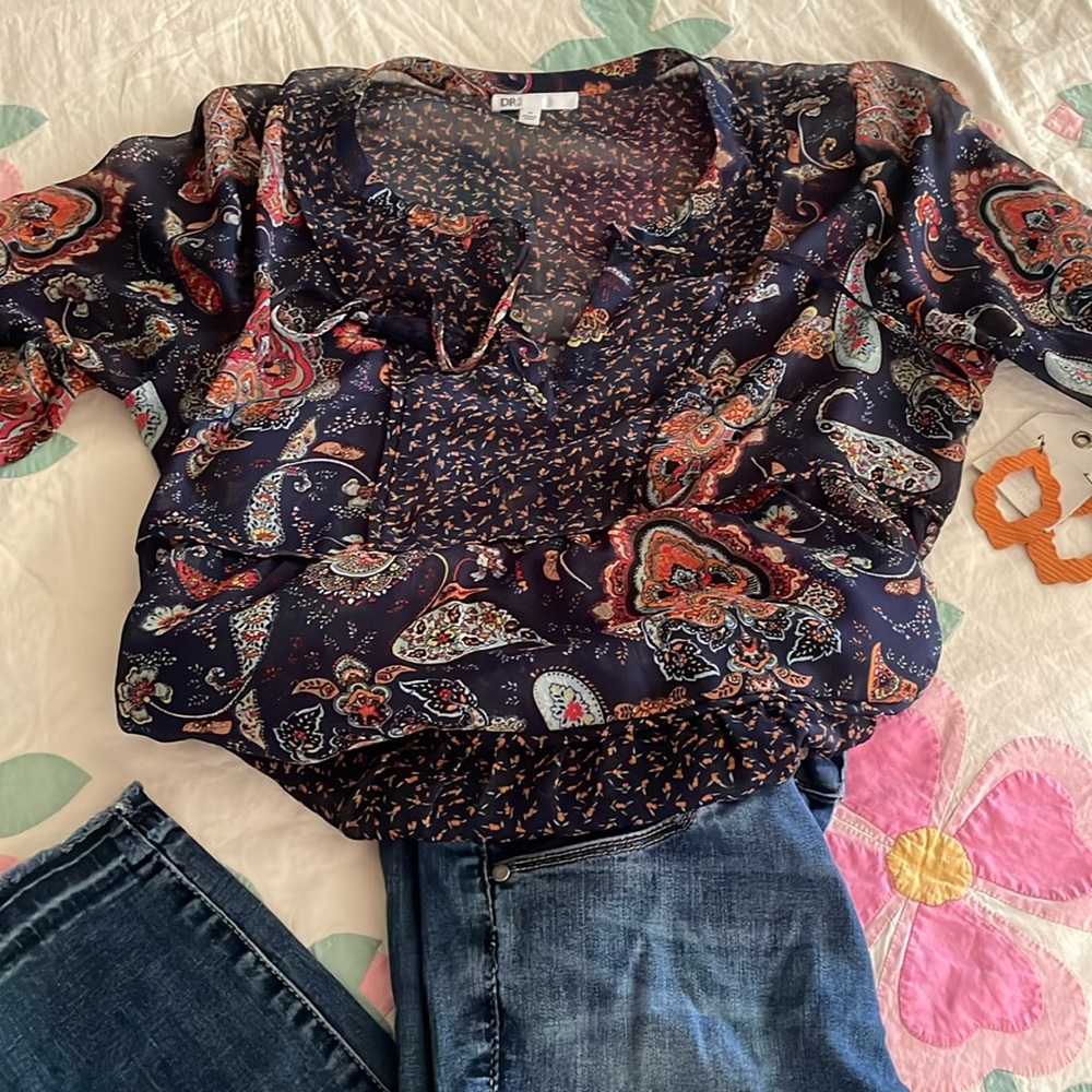 DR2 peasant blouse